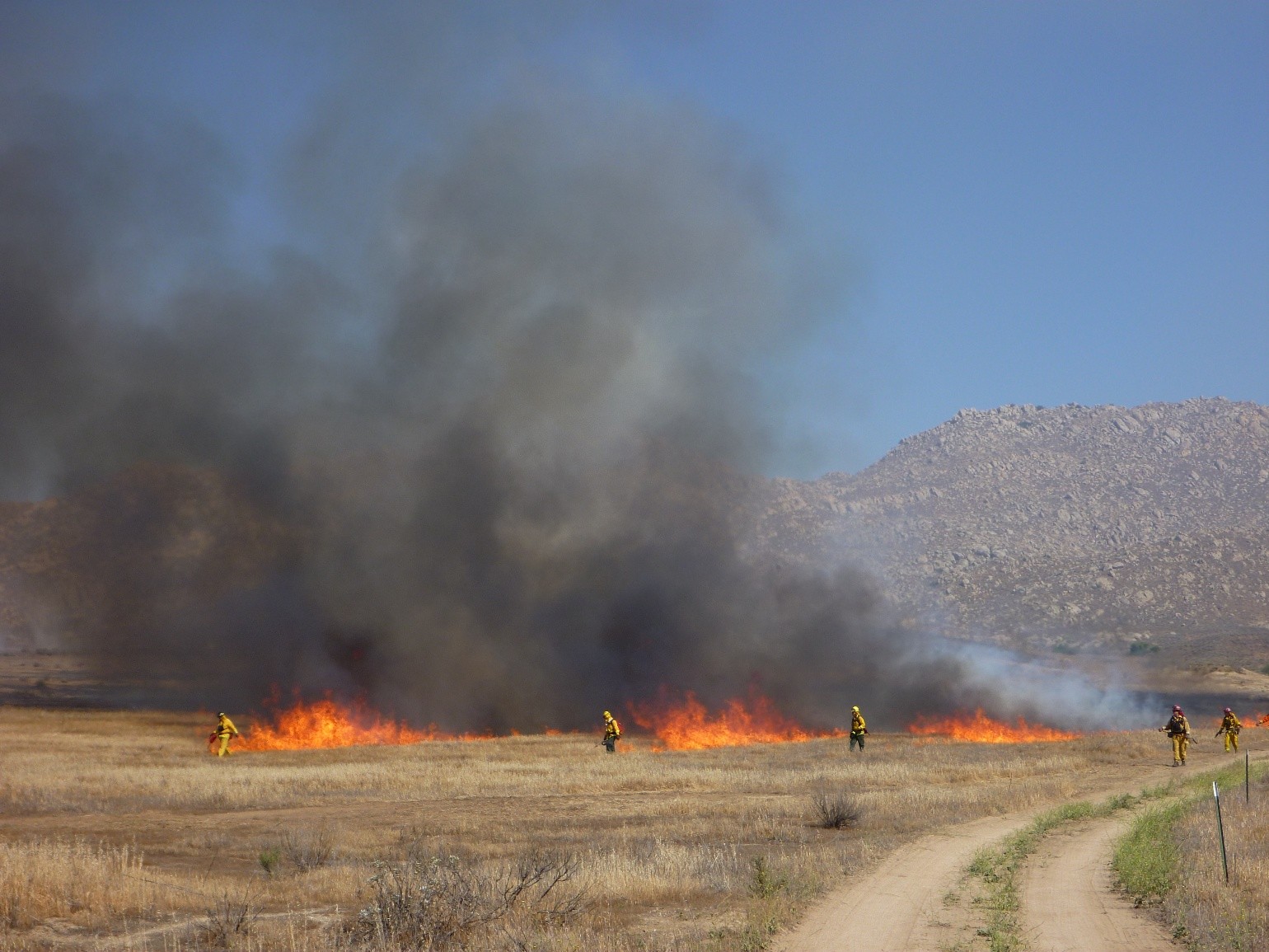 Prescribed burn operations at Lake Perris SRA from 2013. Photo from California State Parks.